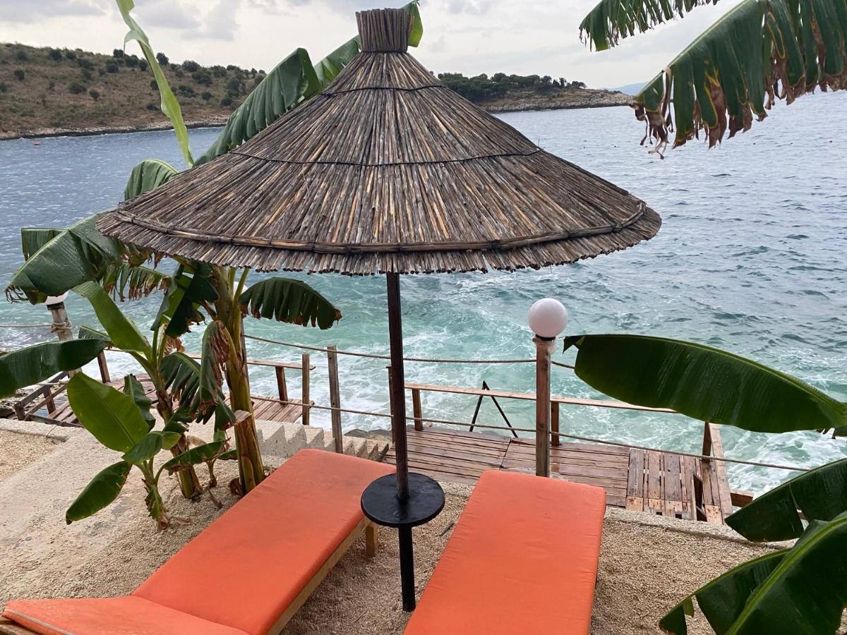 Villa Xhefri 2 Sarandë Buitenkant foto