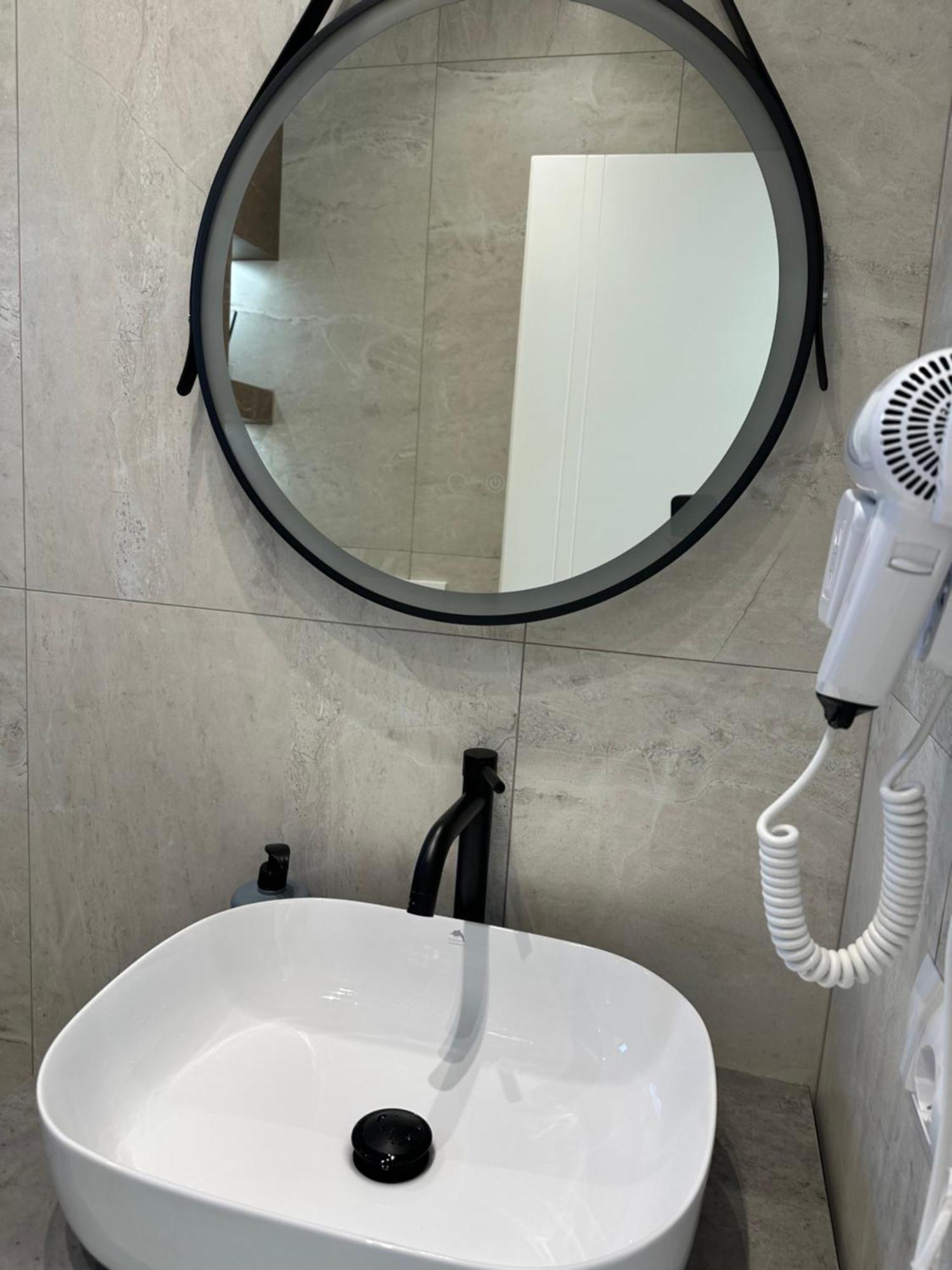 Villa Xhefri 2 Sarandë Buitenkant foto