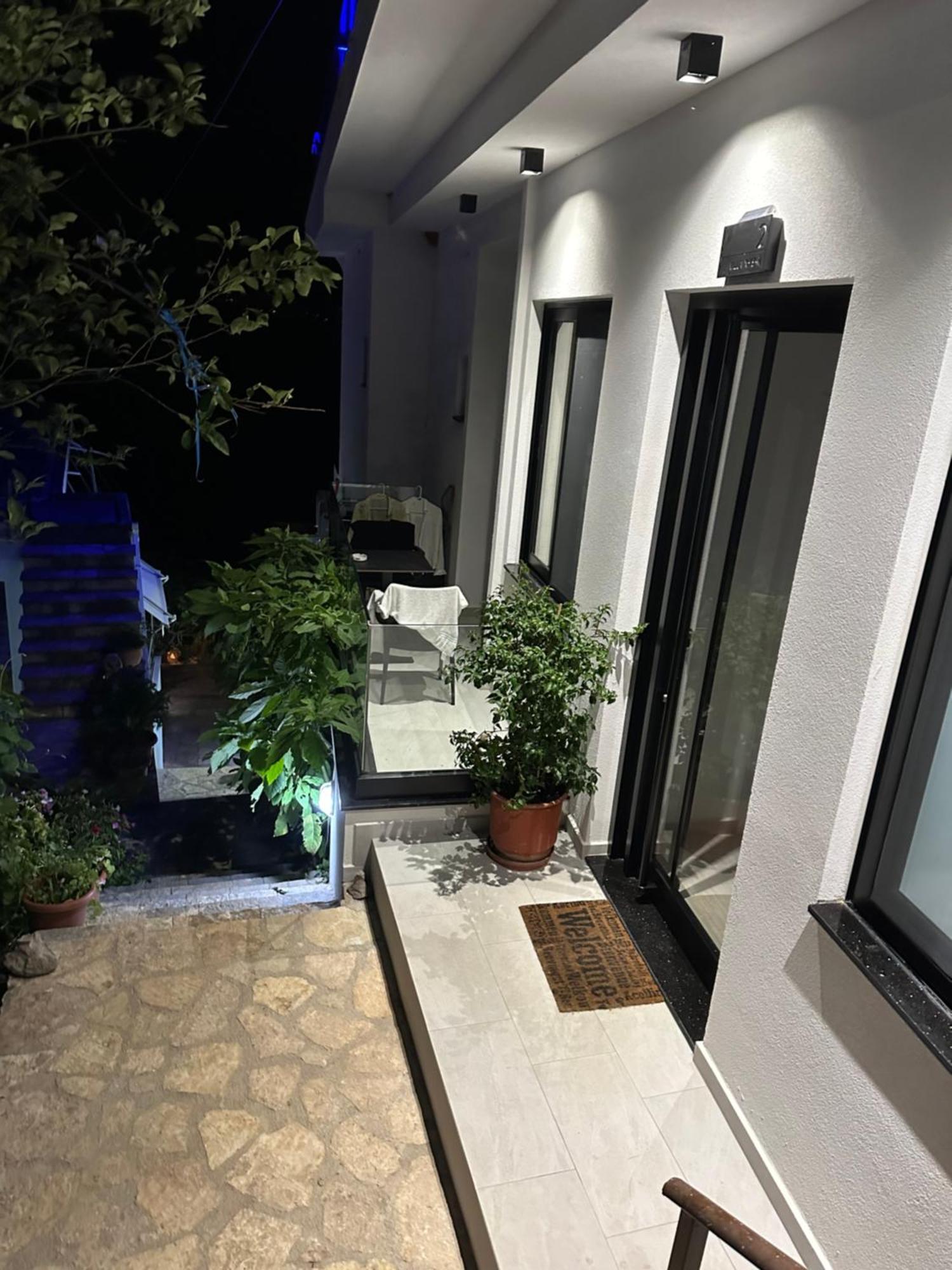 Villa Xhefri 2 Sarandë Buitenkant foto